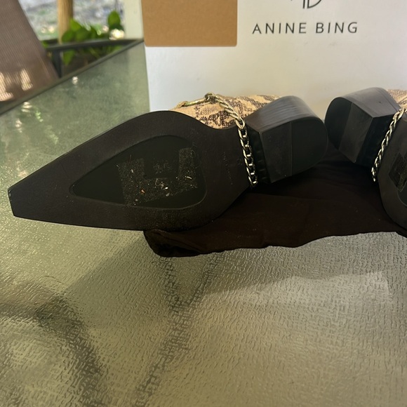 - Anine Bing Ankle Boots - Picture 7 of 12